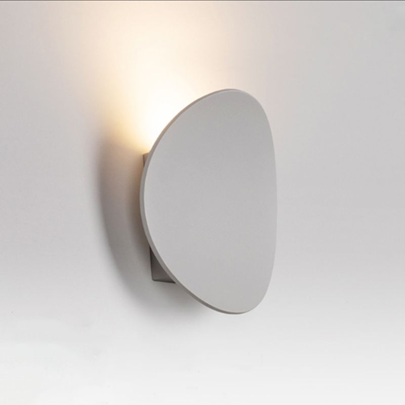 Circular LED Single Wall Lamp in Modern Simplicity Aluminium Wall Light for Interior Spaces