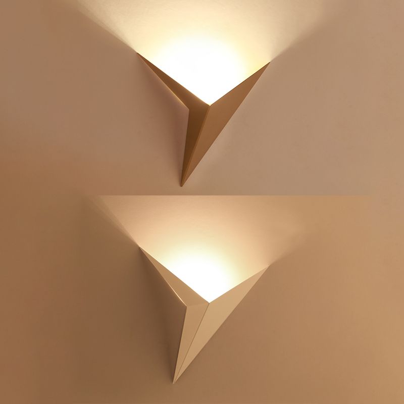 Minimalisme Metaal driehoek LED SCONCE LAMP MODERNE STIJL GEOMETRISCHE WANDELEMENT LICHT VOOR AISLE TRAPEN
