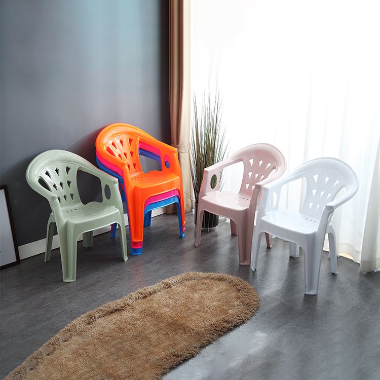 Silla de comedor de plástico de estilo moderno, sillón de comedor apilable con respaldo de listones para el hogar