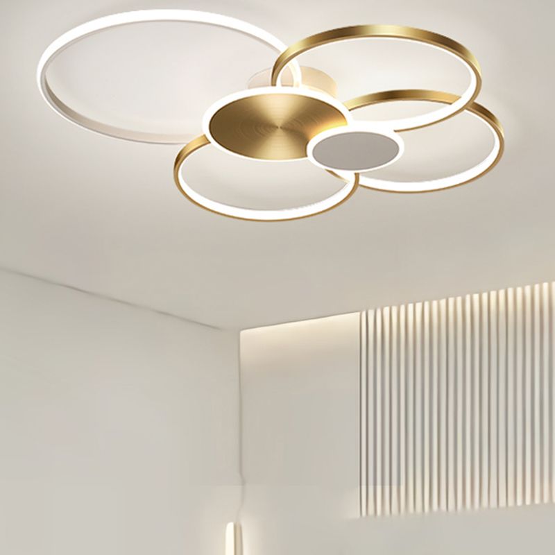 Plafonnier LED multi-anneaux encastré simple pour salon
