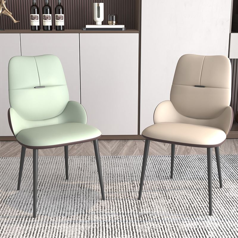 Chaises de salle à manger contemporaines en métal, chaises sans bras en cuir PU pour usage domestique