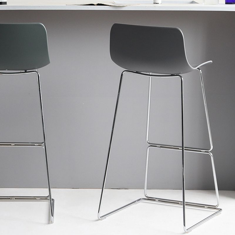 Scandinavian Armless Bar Stool Plastic and Steel Bar Stool for Living Room