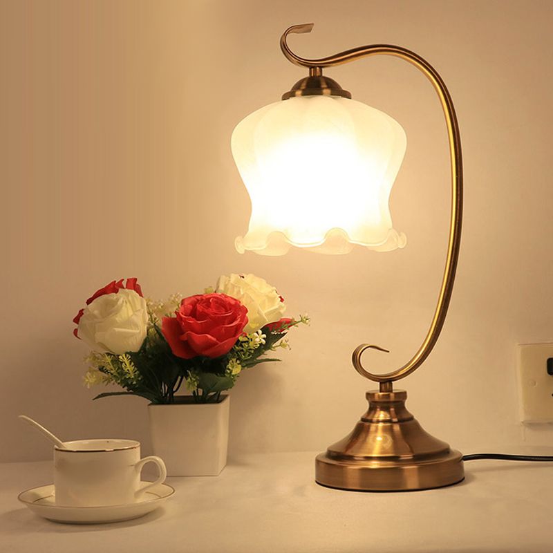 Lampe de table de nuit de lanterne de style moderne