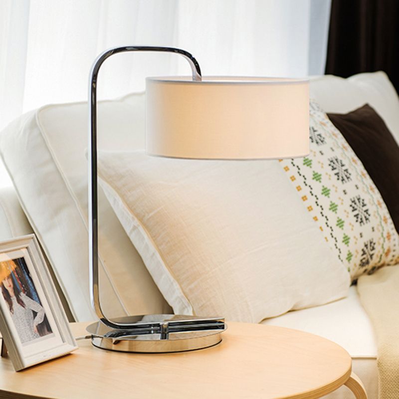 Lampe de lecture à tambour en tissu modernisme, lampe de bureau LED en noir/blanc pour chambre à coucher