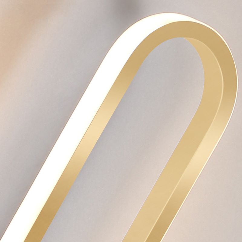 Metal Oval Shape Wall Sconce Modern Style 1 Light Wall Light Fixture in Gold
