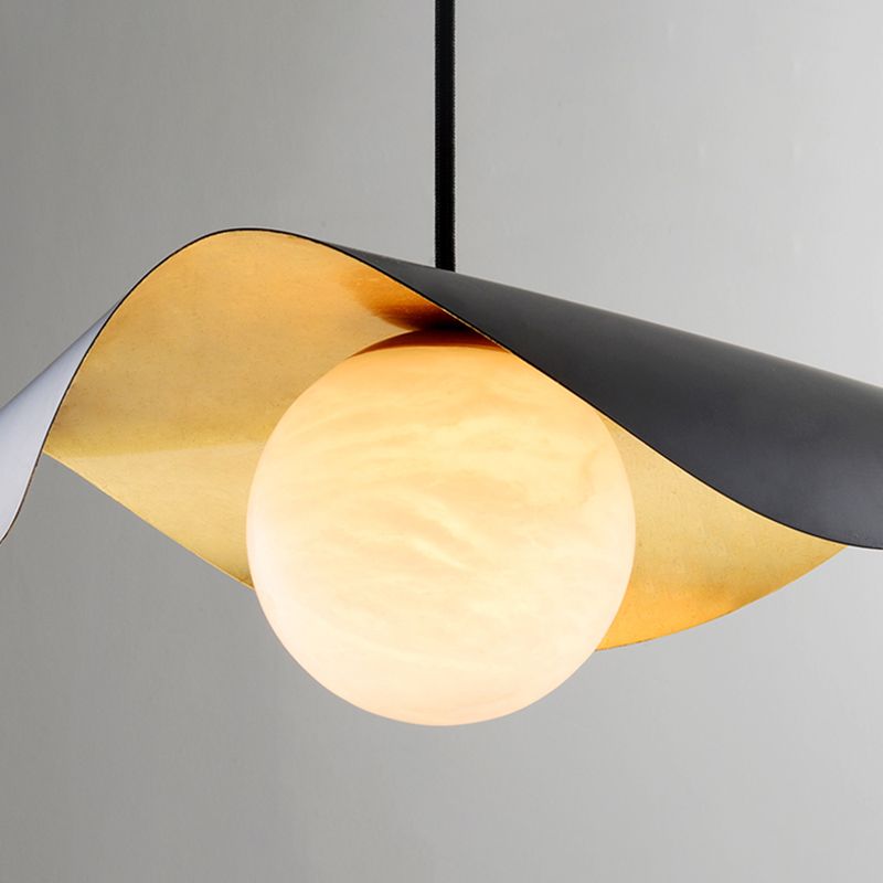 Luz de colgante colgante de suspensión en forma de sombrero Luz de techo colgante contemporáneo para sala de estar