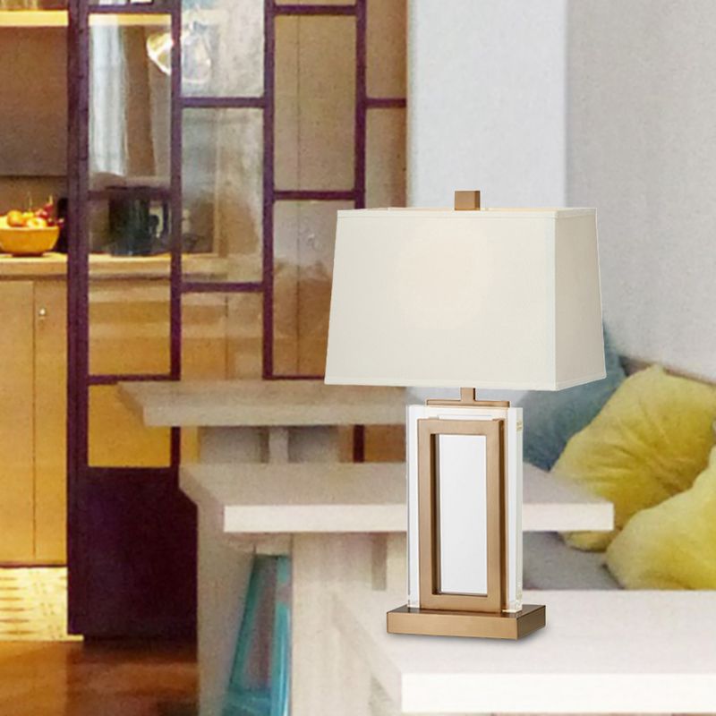 1 Kopf -Trapez -Schatten Tisch leichte moderne Stoff kleine Schreibtischlampe in Gold für Bett