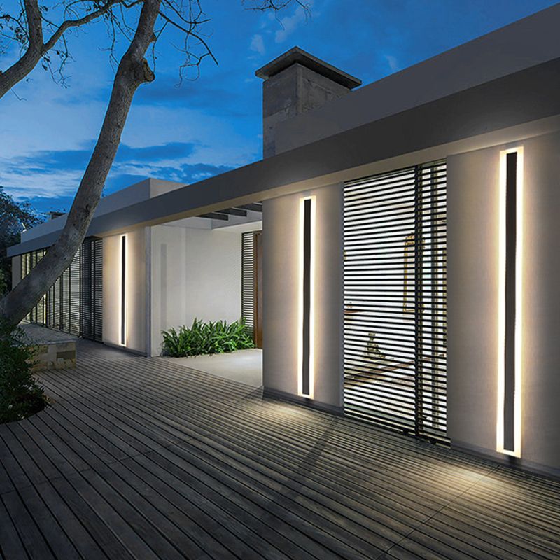 Simple Linear Wall Lamp Metal 1 Light Wall Light Fixture in Black