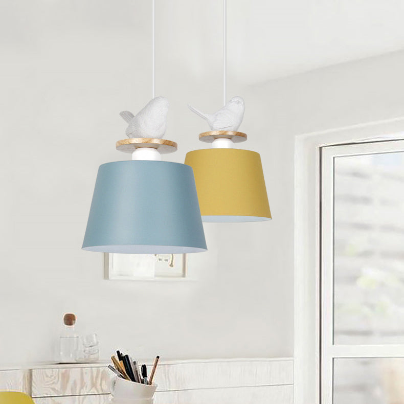 Aluminium Bucket Shade Hanging Light avec oiseau déco 1 Bulbe Pendante macaron pour chambre d'enfant