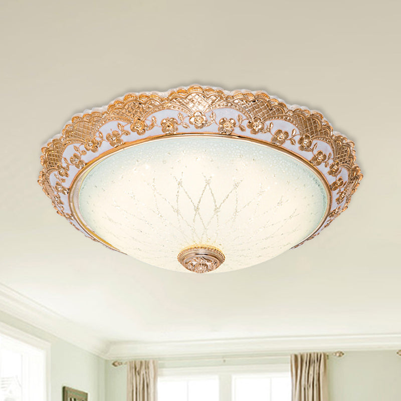 Halbkugel-LED-Unterputz-Halterung traditionelles Gold Opaline Glas Deckenleuchte mit Scalloped Trim, 14 "/16" /19.5 " W