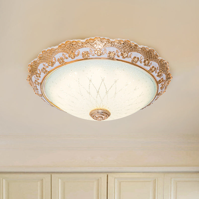 Halbkugel-LED-Unterputz-Halterung traditionelles Gold Opaline Glas Deckenleuchte mit Scalloped Trim, 14 "/16" /19.5 " W