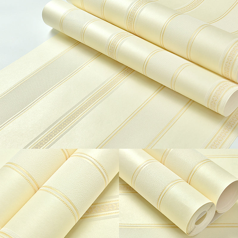 Simplicity Stripe Wallpaper for Dining Room 57.1-sq ft Wall Covering in Soft Color