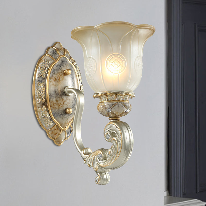 Vintage Scalloped Wall Light Fixture 1/2-Light White Glass Wall Mount Lamp in Gold for Bedroom