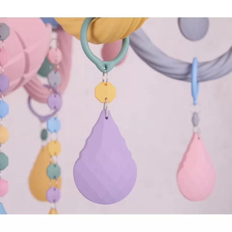 Kroonluchter voor kinderen voor meisjeskamers, veelkleurige hangende hangende verlichting met verstelbare ketting en kaars