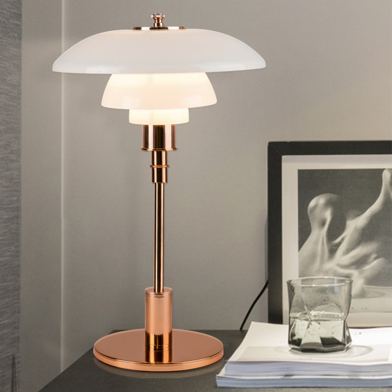 Lampada da tavolo a più livelli con paralume svasato, moderno ed elegante, in vetro, 1 luce, illuminazione da tavolo in rame/argento per camera da letto