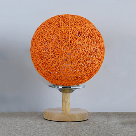 Lampada da tavolo intrecciata a mano rattan Contemporary 6 "/7" W 1 Lulb Light/Red Table Light con ombra globale e base in legno