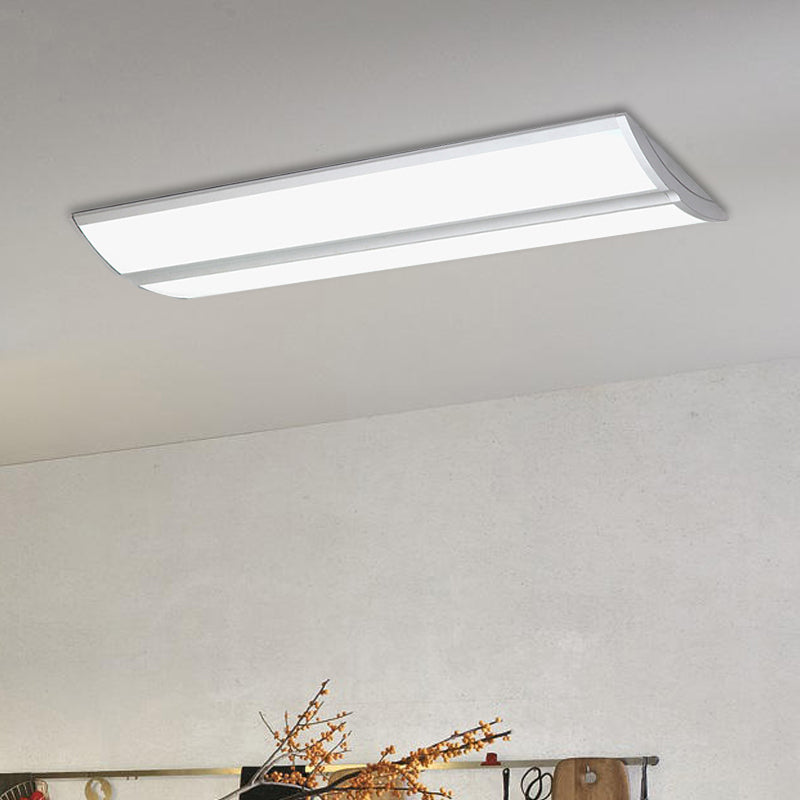 Rechteckige, bündig montierte Metall-LED-Schlafzimmerleuchte von Simplicity in Silber