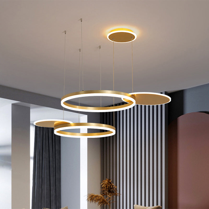 Metallische kreisförmige Multi -Lampen -Anhänger moderne Gold-/Kaffee -LED -Decke Hänge -Fixierung in warmem/weißem Licht