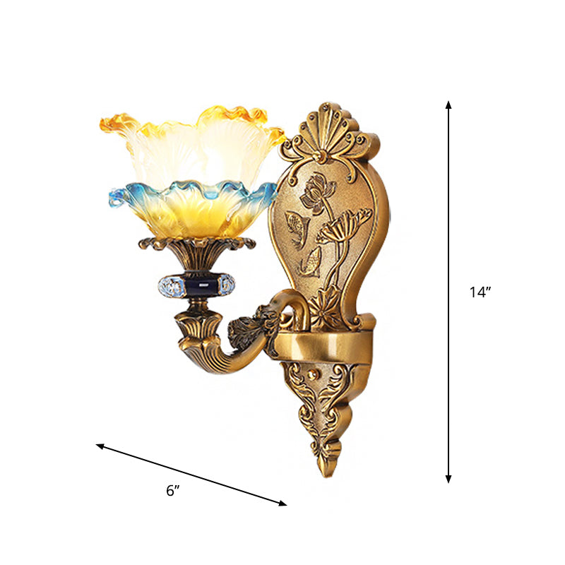 1/2-Light Wall Mount Light Fixture Retro Dining Room Sconce with Layered Ruffle Frosted Glass Shade in Brass