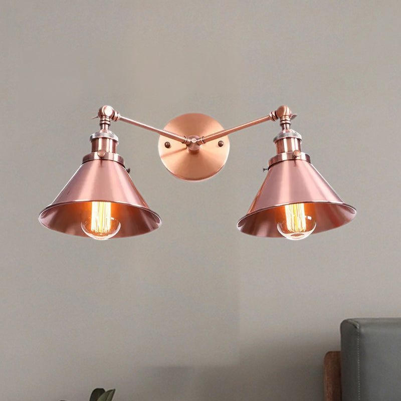 Tire d'ombrage effilée Mur mural Fixture industriel vintage 2 têtes Moup de serrage de la ferme Lumière en noir / laiton