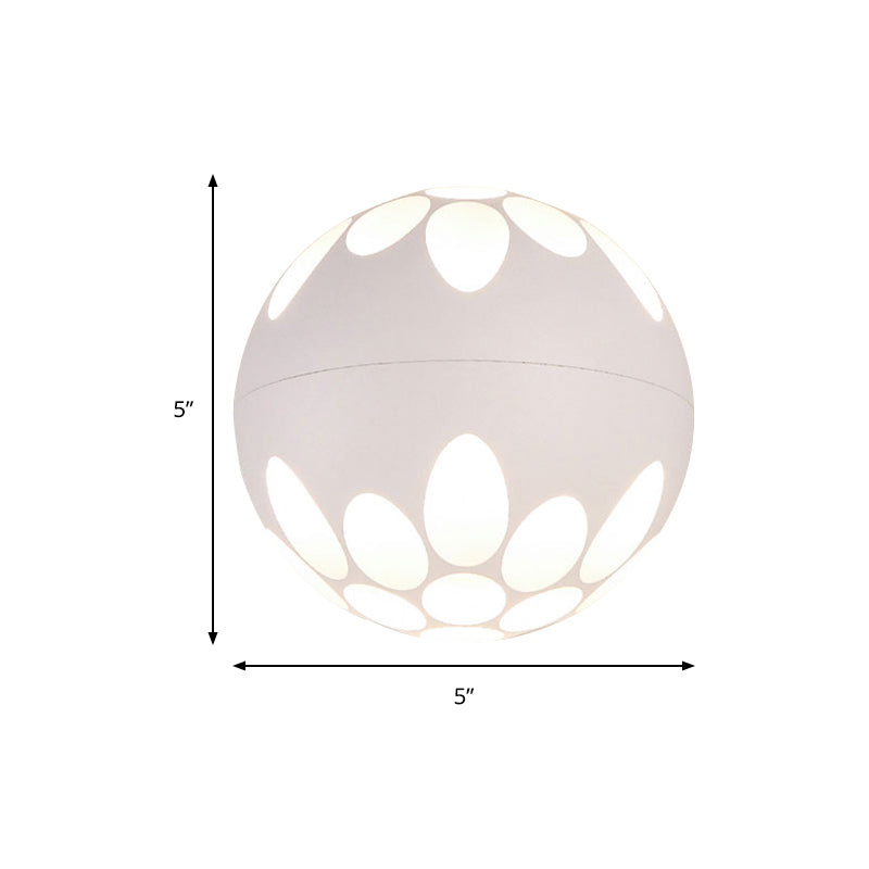 Black/White Global Shade Wall Light Sconce Contemporary LED Metallic Wall Lamp for Bedside