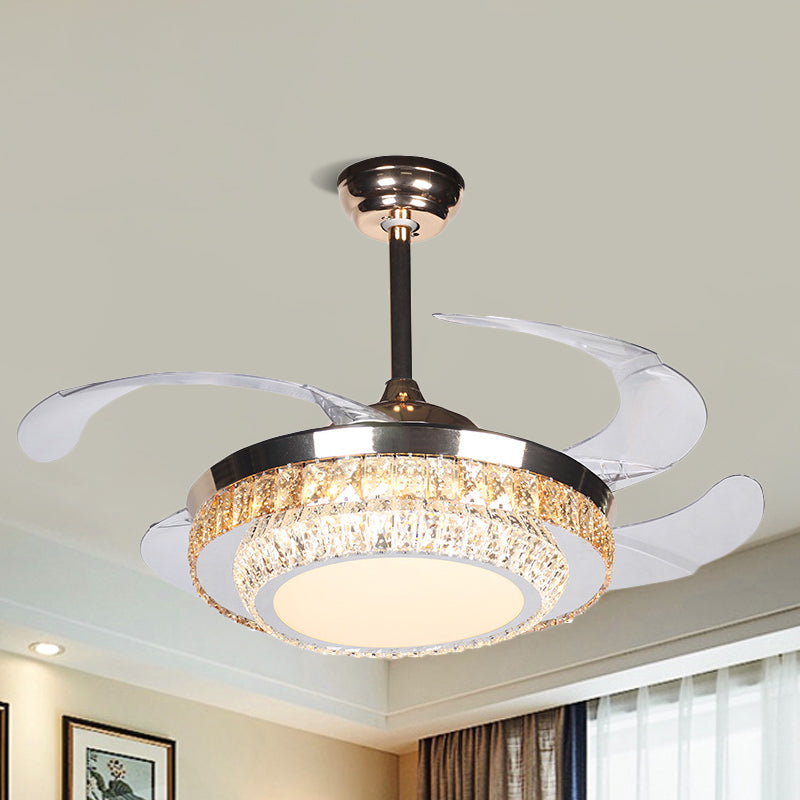 42 "breite LED Semi Flush Contemporary Runde rechteckige Kristalle 4 Blades Anhängerlüfterlampe in Silber