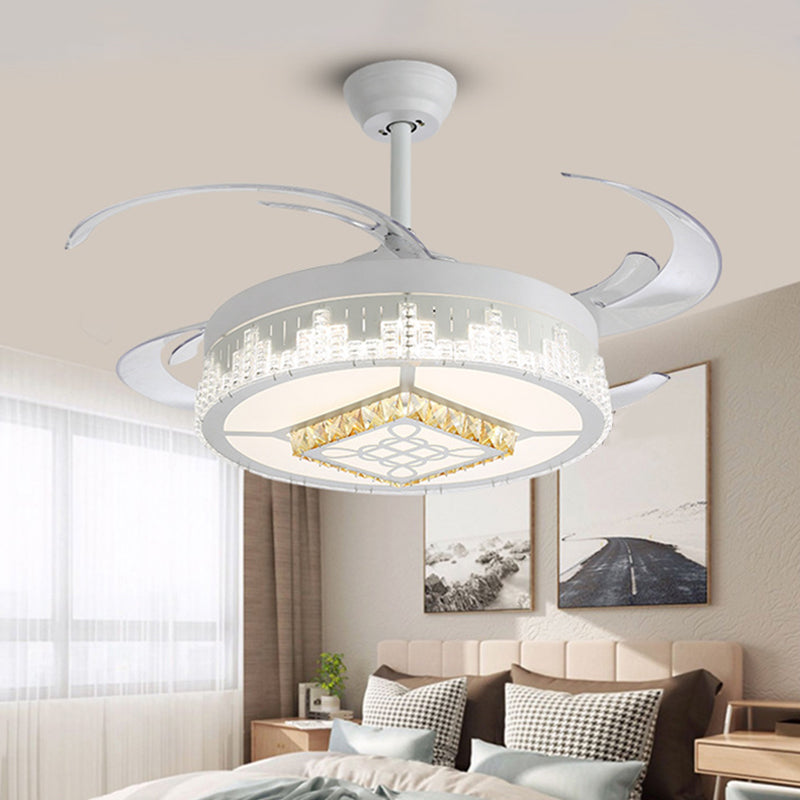 Kristalblokken witte semi -mount licht ronde moderne 4 bladen led plafondventilator lamp met bloem/sneeuwvlok/Chinees knooppatroon, 19 "breed