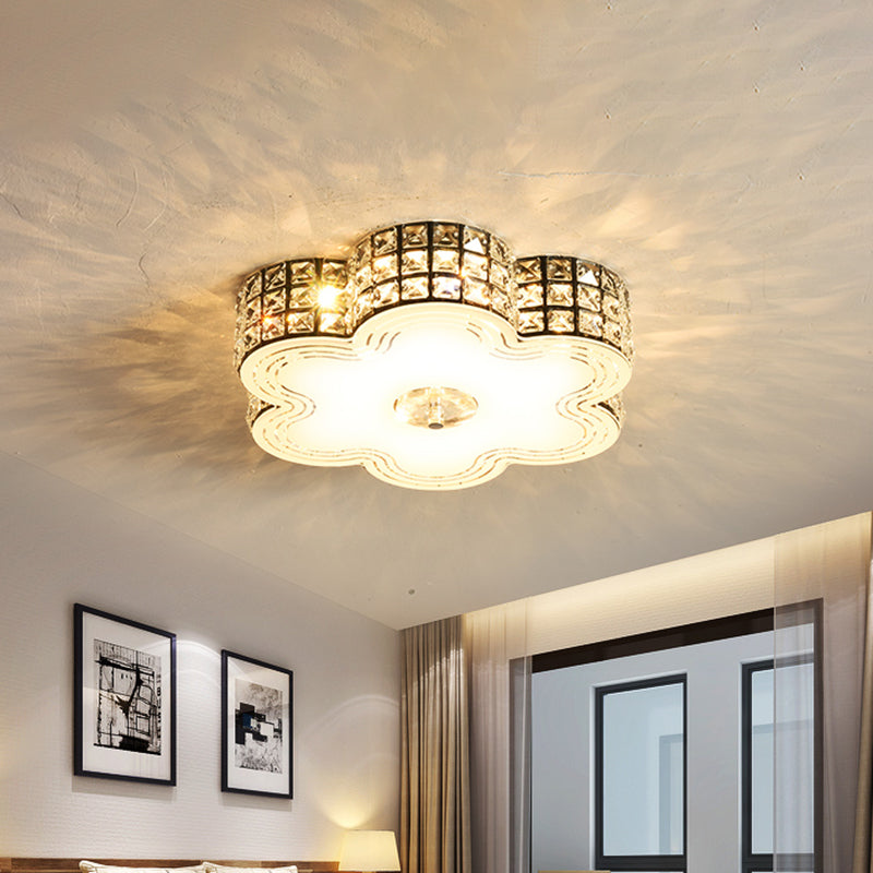 Square-Cut Crystals White Flush Mount Lighting Floral LED Modern Close to Ceiling Light, 15.5"/19.5" Width