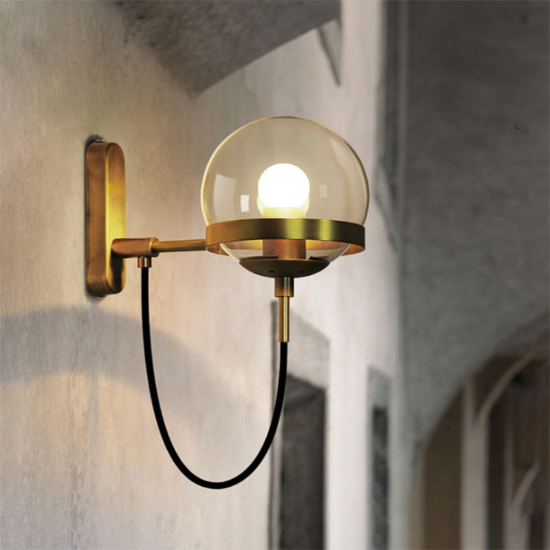Zwart/gouden bal sconce verlichting modernistisch