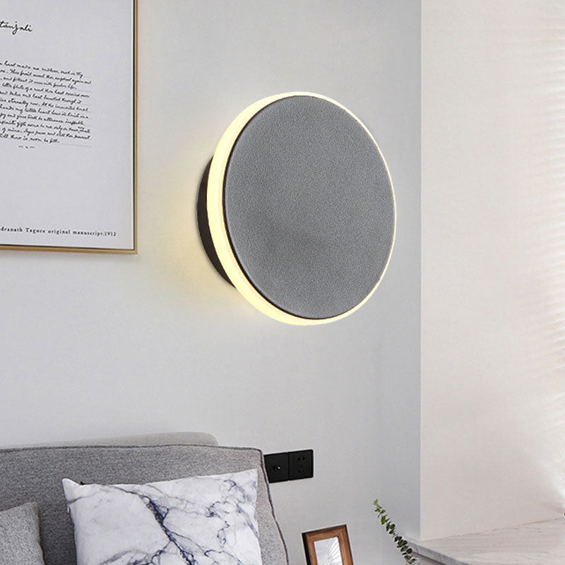 Black/White Disc LED Sconce Modernism Single Acrylic Wall Lighting Ideas in Warm/White Light