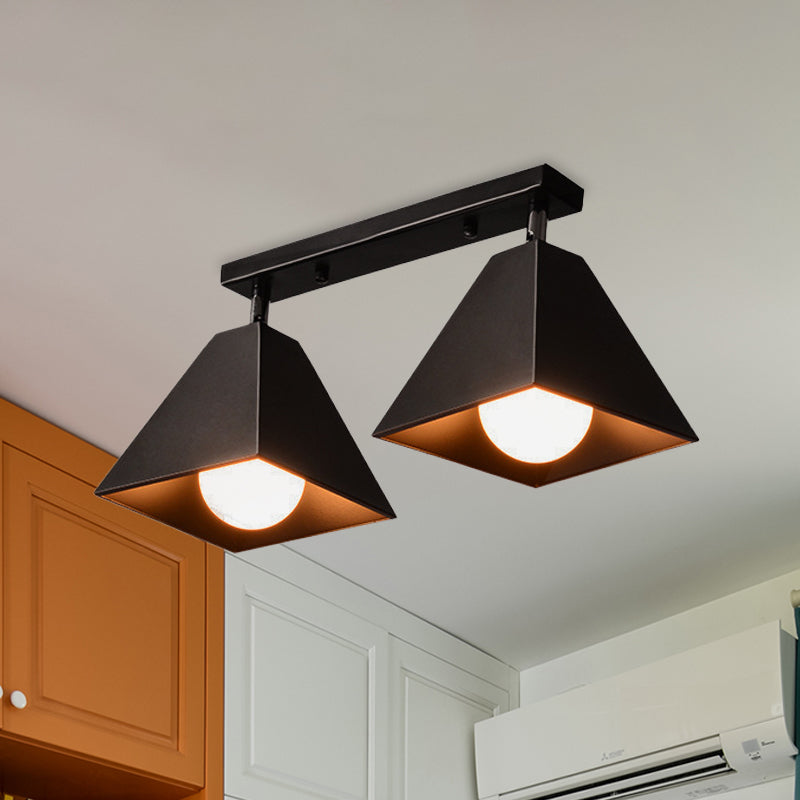 IJzeren Swivel Shade Pyramidal Plafond Lamp Industrial 1/2/3-Hoofd Lounge Semi Flush Mount Fixture in zwart/wit