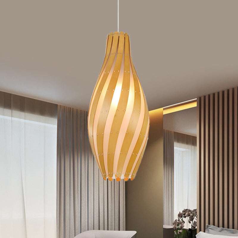 Luz colgante de 1 luz moderna Beige Beige Twisty Twisty Spension Light con sombra de madera, 6.5 "/10" de ancho