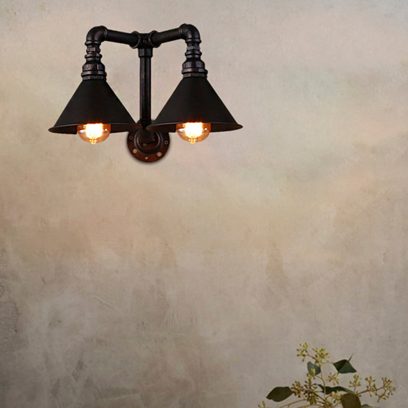 Vintage -Style -Kegelwandlampe mit Wasserrohr 2 Lichter Metallische Wandleuchte in Schwarz, 14,5/18,5 "Breite
