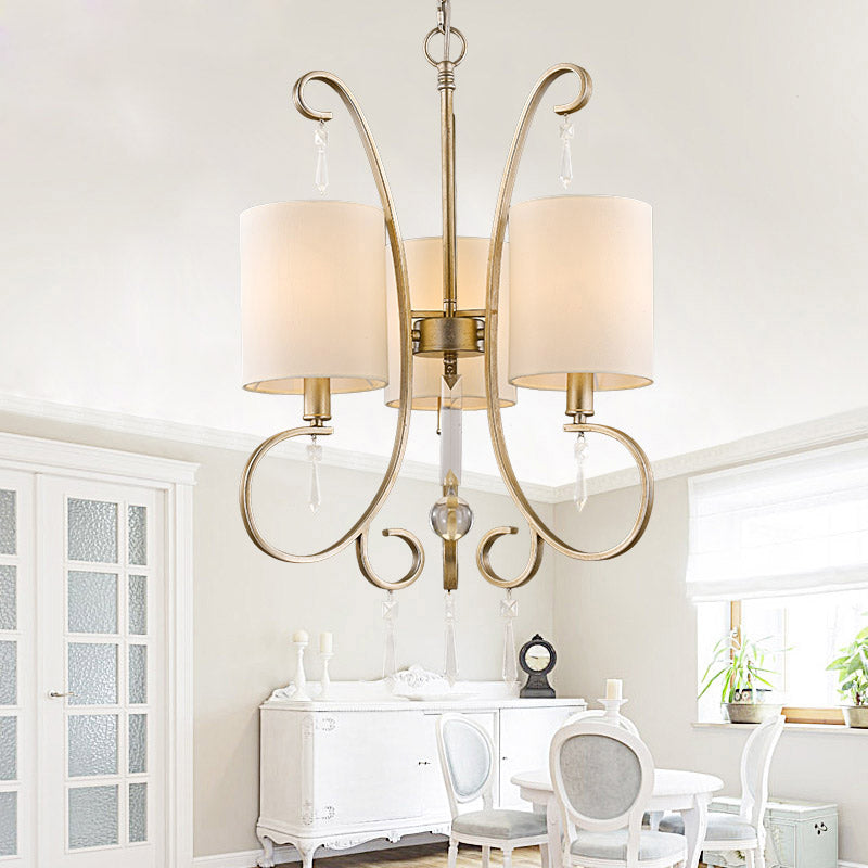 Gouden cilinder kroonluchter verlichtingsarmatuur traditionele stof 3-bulb metalen slaapkamer hangende lamp met kristallen accent