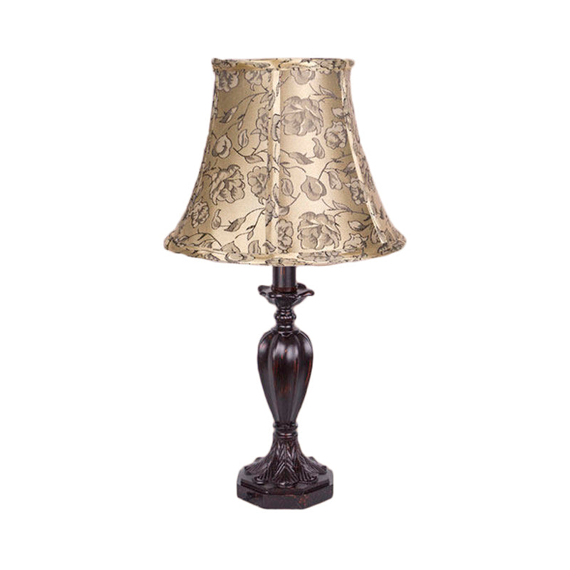 Tissu beige table de chevet de la lampe