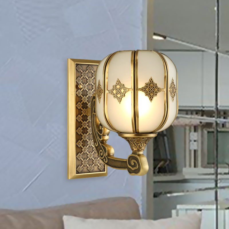 Laternenschlafzimmer Wandleuchten leichte koloniale gefrostete Glas 1-Kugel-Goldwandlampe mit gebogenem/geradem Arm