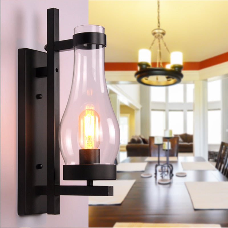 Une application en verre transparent transparent vintage vase noir industriel / cage à oiseaux / lampe murale du couloir ovale