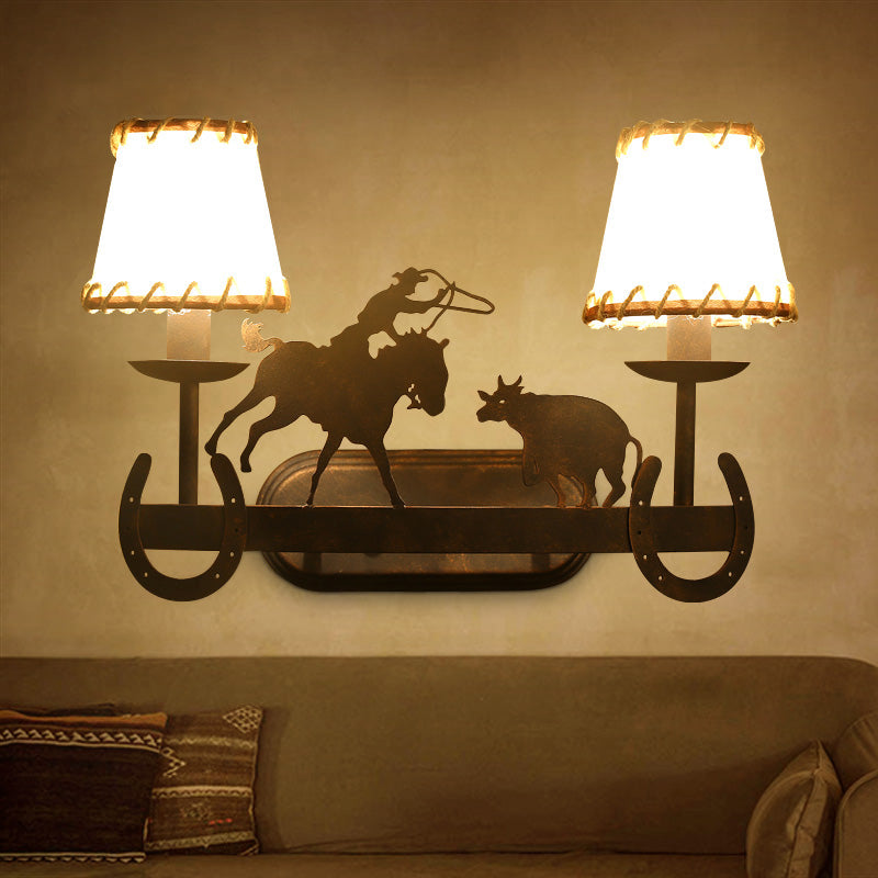 Cono comedor Luz de pared Lámpara Vintage Metal Vintage Lámpara de aplastamiento de óxido de 2 luces con decoración de animales