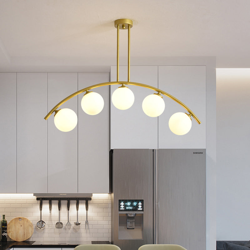 Pendente dell'isola postmoderno 3/5/7 light con luce piena di soffitto curvy in oro per ombra chiara/bianca per cucina