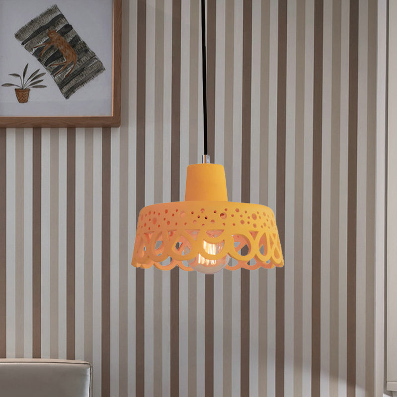 Iluminación colgante grabada en hormigón de estilo nórdico 1 luz colgante de gris claro/blanco/amarillo con tono geométrico/campana/acampanado