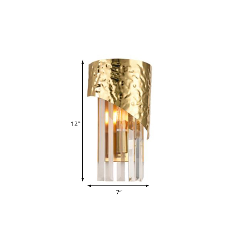 Golden Metallic Wall Sconce Modern Style Cylinder Applexer Lumière avec Crystal Block pour le salon