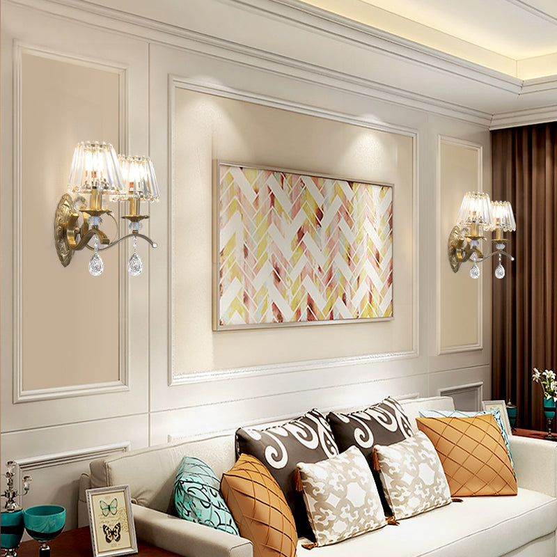 Lampe murale métallique en or