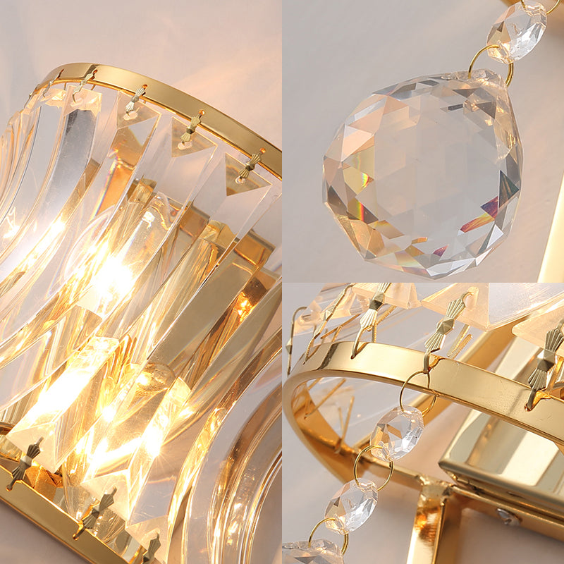 Drum Drum Metal Wall Light Vintage Style Golden 2 Lights Lampe Sconce avec un prisme de cristal clair