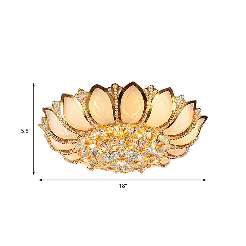 Vintage bloemblaadje verzonken plafondlamp matglas multi-licht plafondgemonteerd licht met heldere kristallen bol deco in goud, 18"/19,5" W