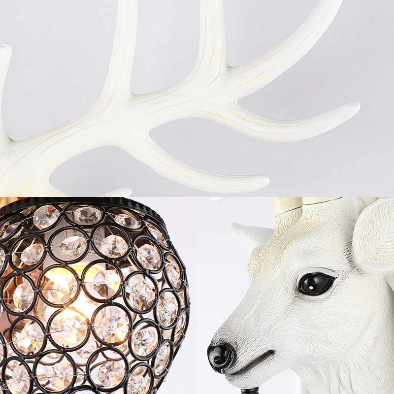 Brown/White Elk Wall Light Lodge Resin 1 Light Wall Light con tono de linterna de cristal para dormitorio