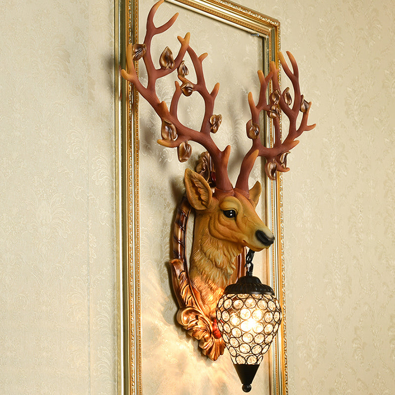 White/Brown Elk Mount Light Country Style Resin 1 Light Wall Donce con sombra de cristal para sala de estar, 19.5 "/23.5" W
