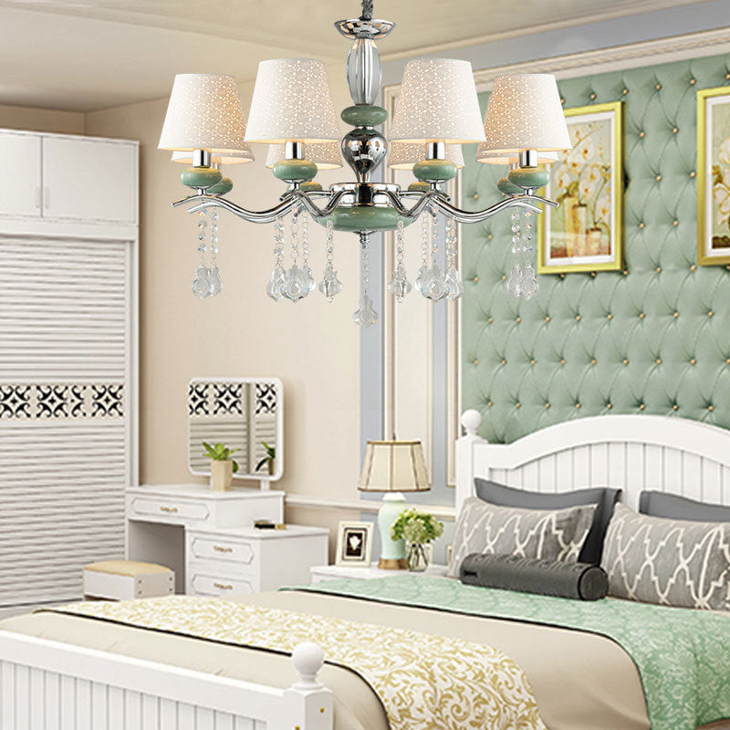Nordischer Kegelanhänger Lampenmaterial 8 Lichter Kronleuchterleuchte mit klarem Kristallabfall in Grün für Schlafzimmer