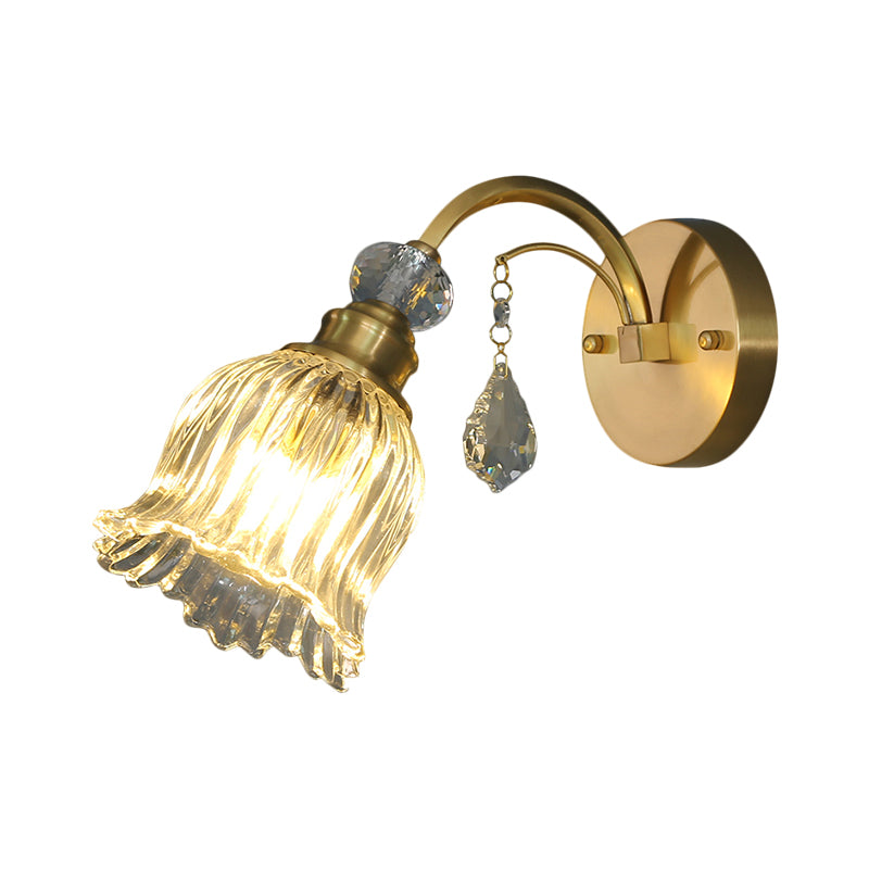 Magazijnbloemwandwandlicht 1-bulb helder geribbelde glazen wand gemonteerd lamp met kristallen druppel decor in messing