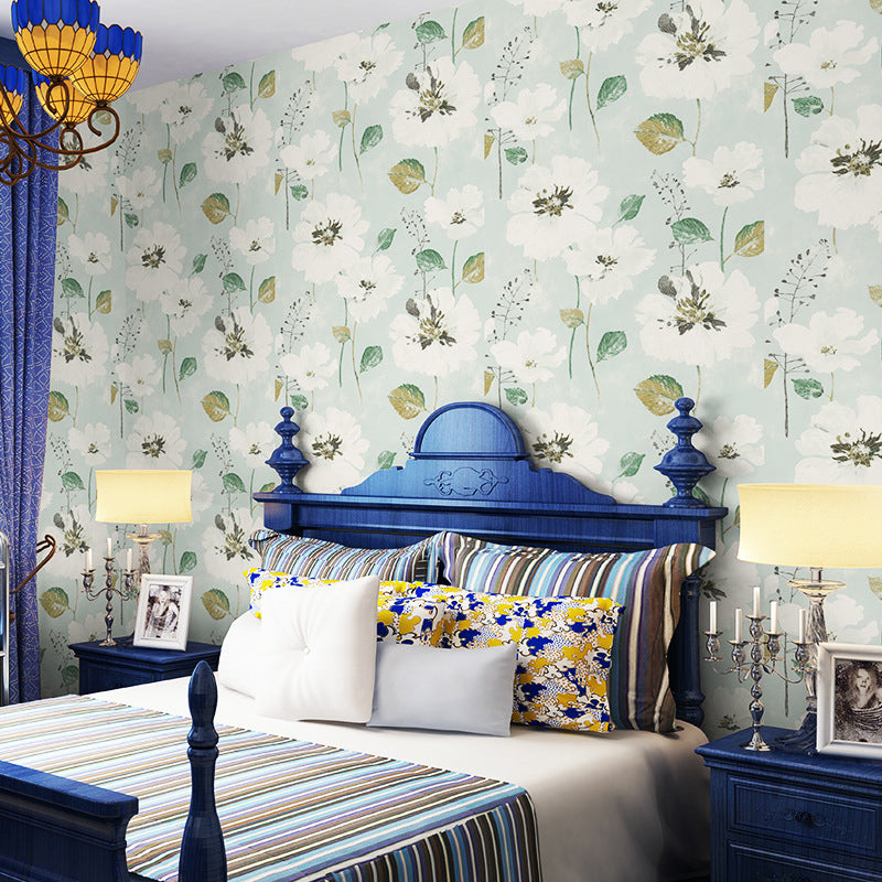 Soft Color Rust Wallpaper Roll 57.1-sq ft Blossoming Flower Pattern Wall Covering for Bedroom