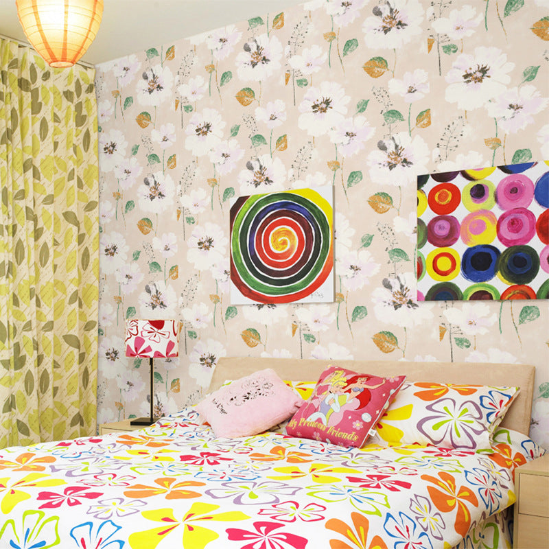 Soft Color Rust Wallpaper Roll 57.1-sq ft Blossoming Flower Pattern Wall Covering for Bedroom